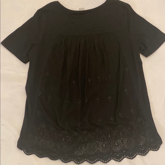 Chico's Embroidery Lace Back Black 
Short Sleeve Top - Size 2 (12) - Picture 3 of 8